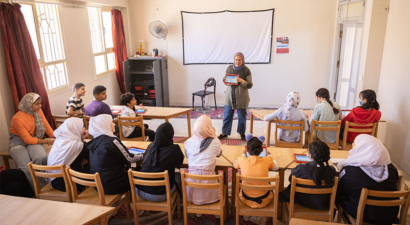 UNHCR and Agility sign an agreement to support refugee education in Egypt